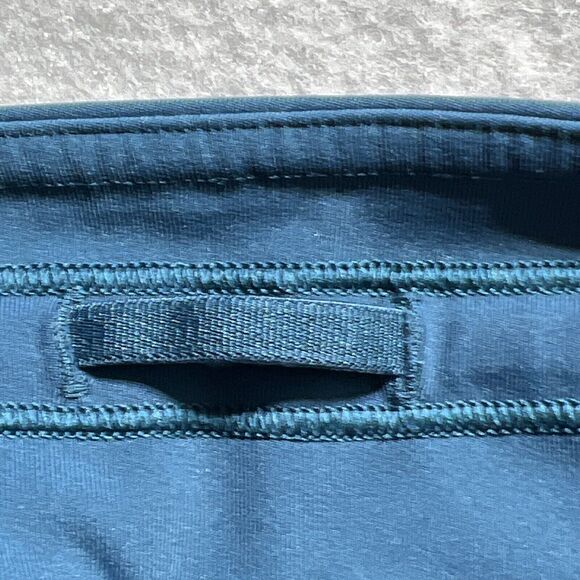 Lululemon Lead The Pack Crop Nile Blue Leggings Women’s W6AKSS Size: 8 - Picture 10 of 13